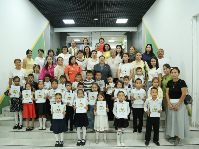 В рамках акции «Мектепке жол» оказана социальная поддержка