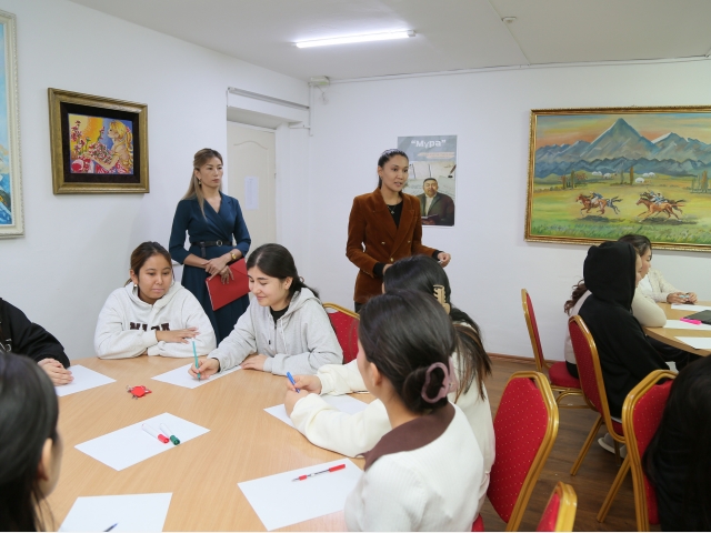 “On the Same Wavelength: Connection and Trust” – A Training Session to Strengthen Students’ Mental Health