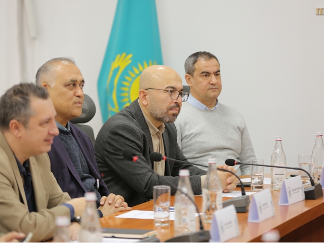 Состоялась встреча с зарубежными учёными в рамках программы Visiting Scholar