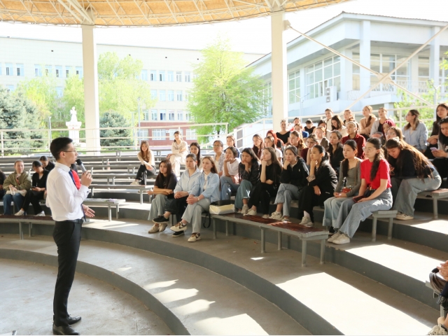 Improving the religious literacy of young people and preventing radical ideologies