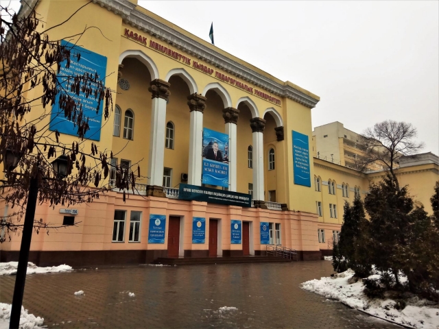 Жұмыс берушілер мен түлектер арасында кездесу өтті