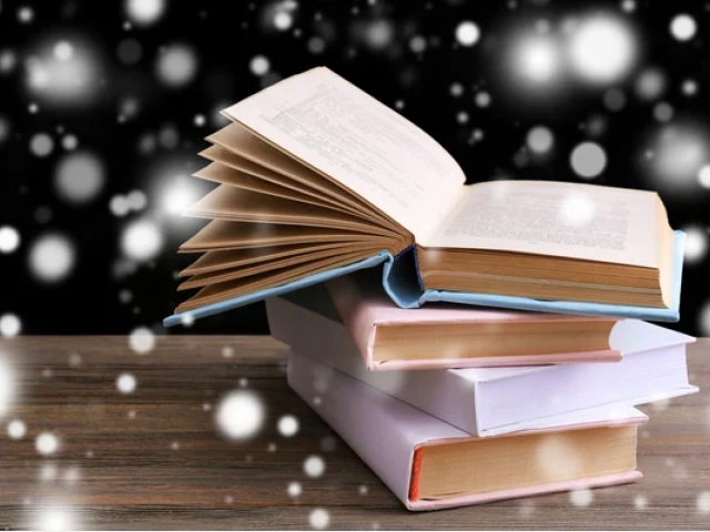 14 февраля в честь Международного дня дарения книг, библиотека организует праздник «Дарите книгу с любовью».