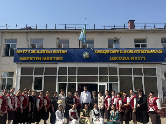 В школе № 171 открылся филиал кафедры QyzPU