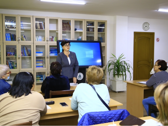 QYZPU hosted a seminar for managers of Student Houses