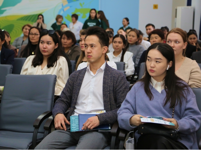Rector Gulmira Qanay met with teachers of Almaty