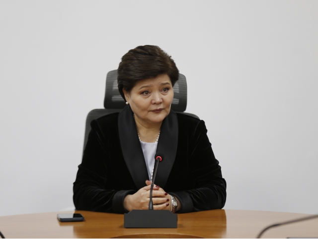 Председатель Правления – Ректор QyzPU Бейбиткуль Каримова провела рабочее совещание