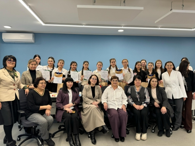 В рамках интеллектуального конкурса EDUQUEST состоялась встреча с работодателями