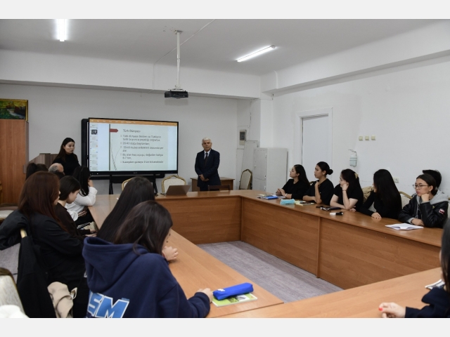 QyzPU-да профессор Хасан Бахардың VisitingScholar бағдарламасы аясында семинары өтті
